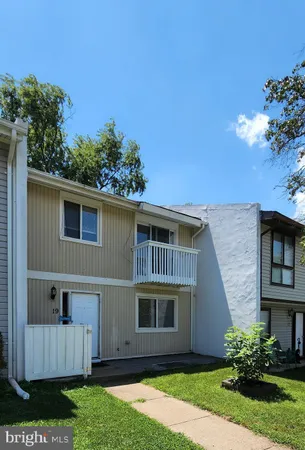 $2,400 | 19 Wedgedale Drive, Sterling, VA 20164