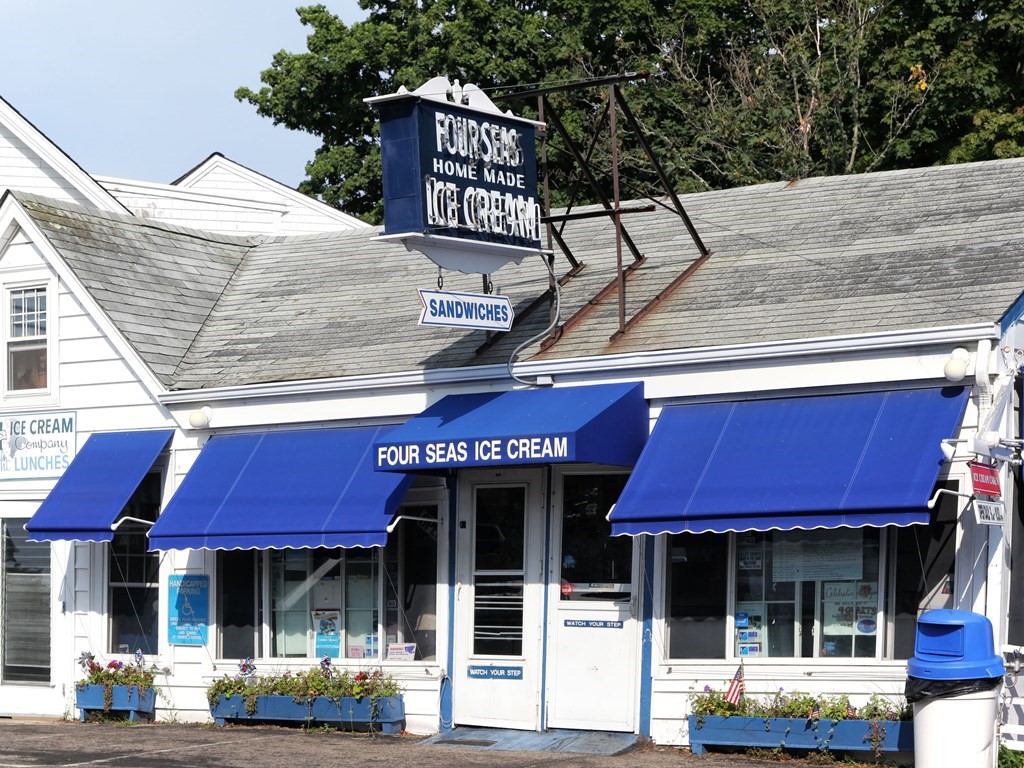 111-129 Pine Tree Drive Barnstable, MA 02632 - Photo 5 of 8