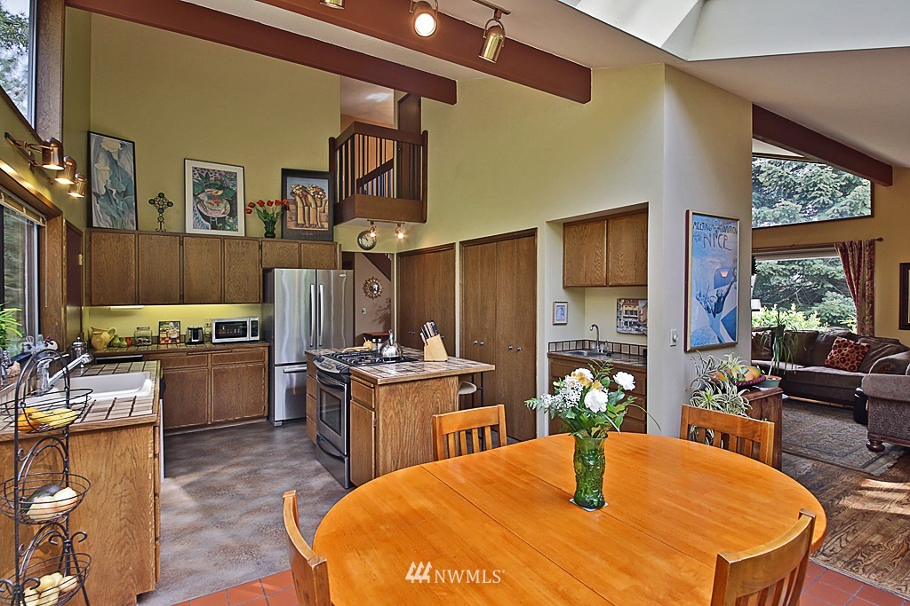 5434 Cameron Road Freeland, WA 98249 - Photo 9 of 24 Gallery Image 9