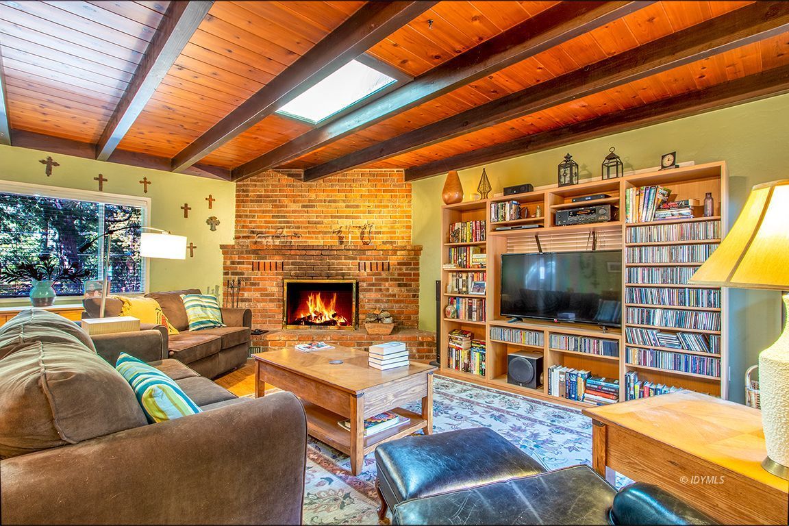 54789 Daryll Road Idyllwild, CA 92549 - Photo 14 of 44 a outdoor living space with furniture and a flat screen tv