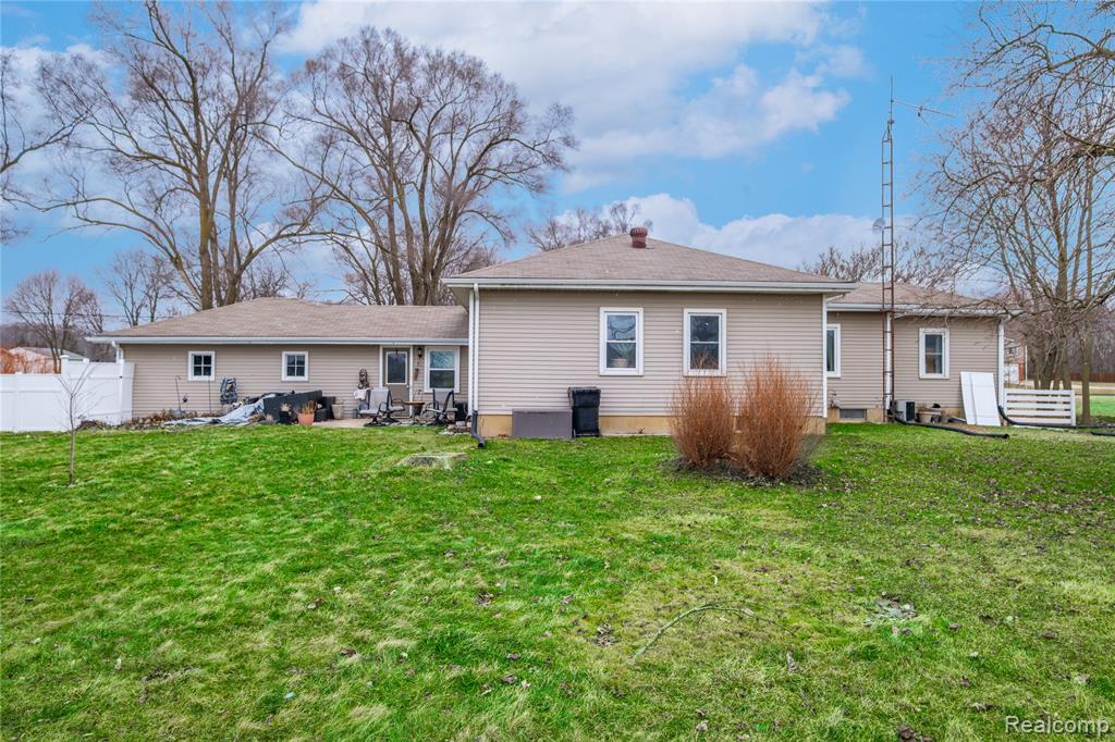2375 West Mt Morris Road Mount Morris, MI 48458 - Photo 31 of 36