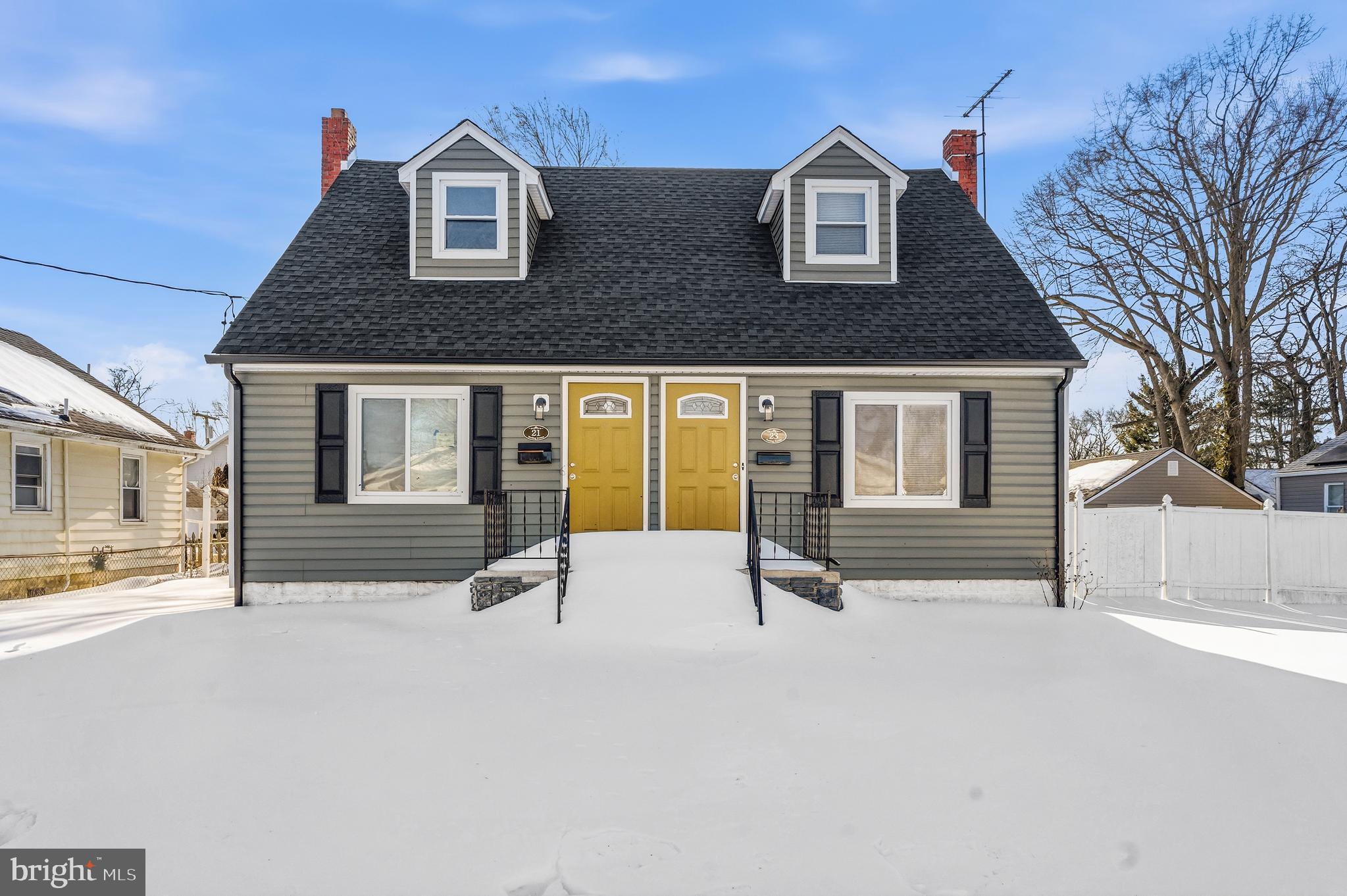 21-23 Harding Avenue Pennsville, NJ 08070 - Photo 1 of 35 a house view with a outdoor space