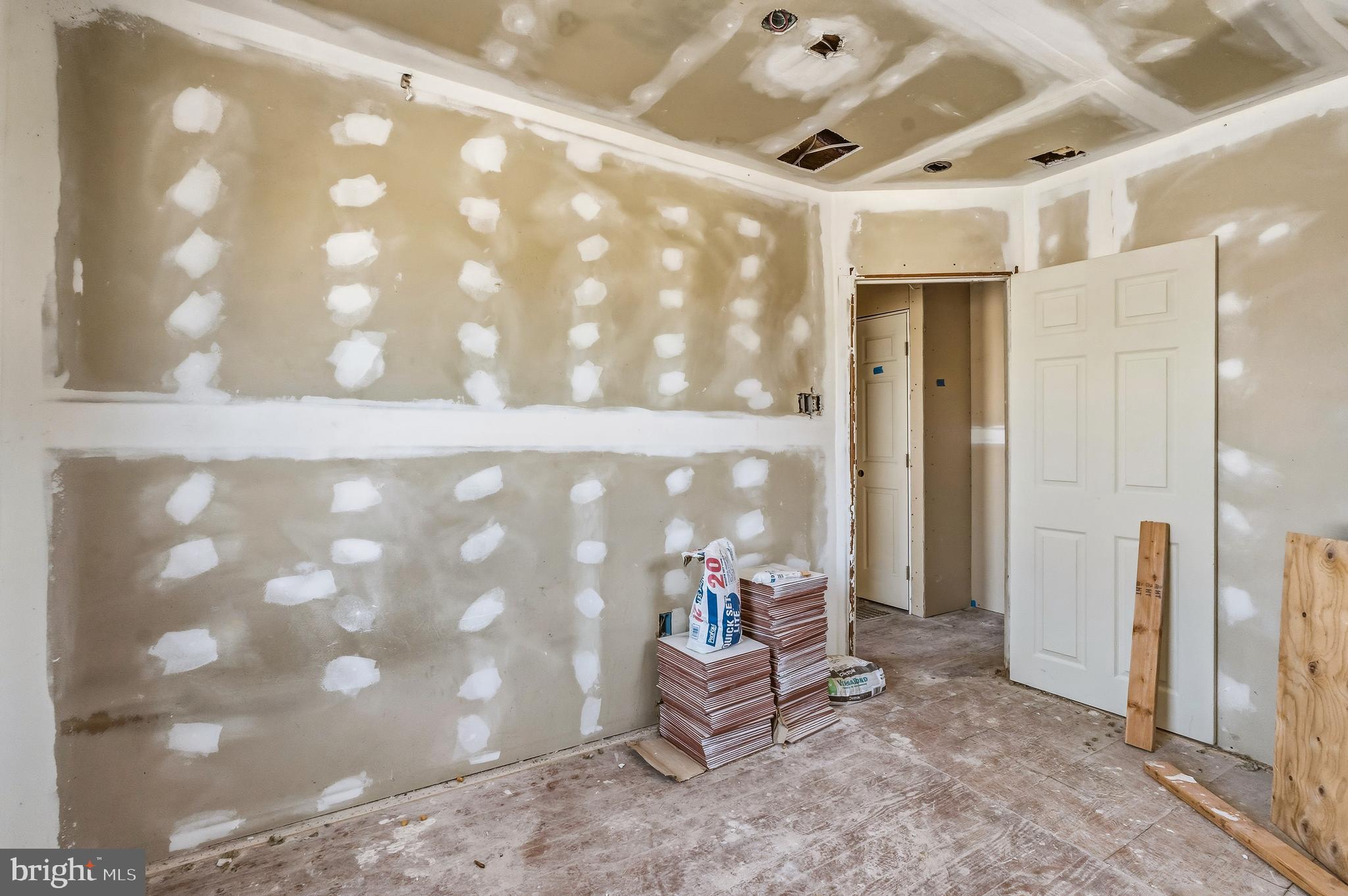 21-23 Harding Avenue Pennsville, NJ 08070 - Photo 26 of 35 a living room with furniture