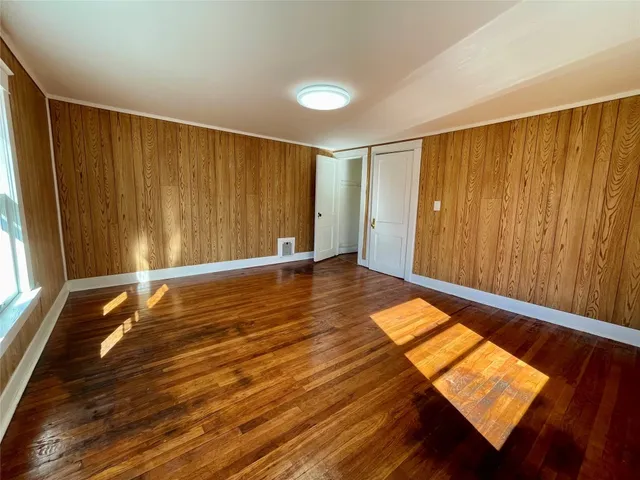 $1,700 | 417 Adams Avenue, Unit RIGHT, Endicott, NY 13760