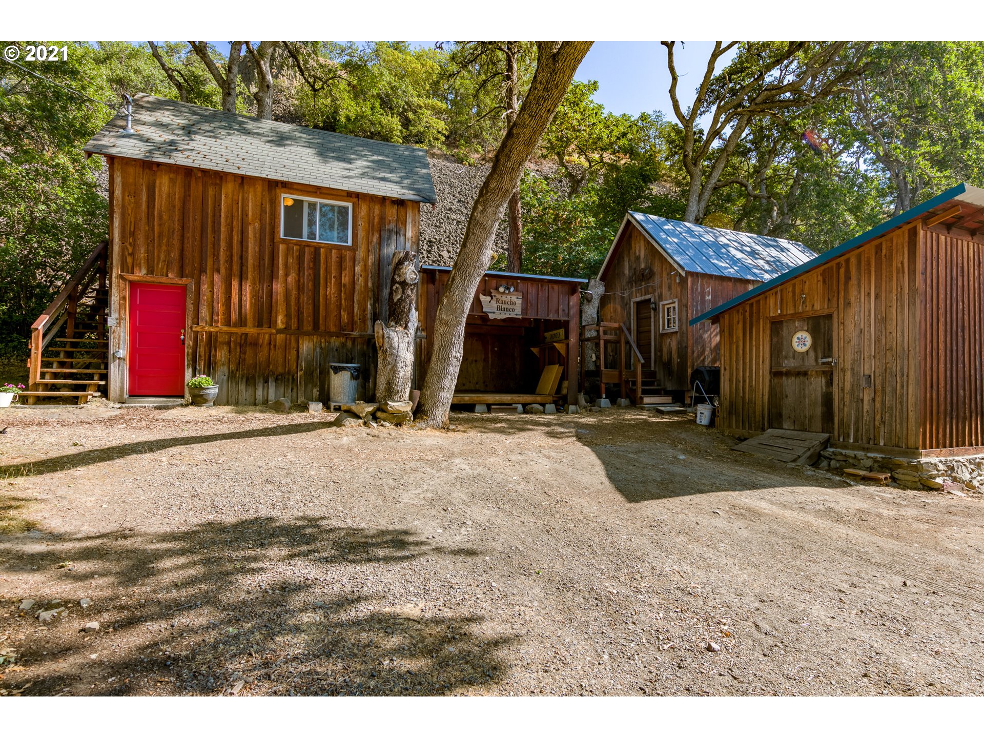 11 Pitman Road Lyle, WA 98635 - Photo 17 of 25 Gallery Image 17