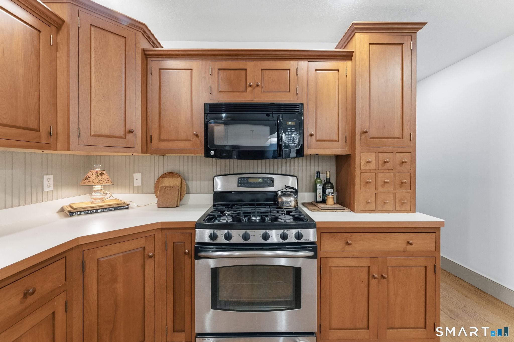 276 Stratton Brook Road Simsbury, CT 06092 - Photo 23 of 40