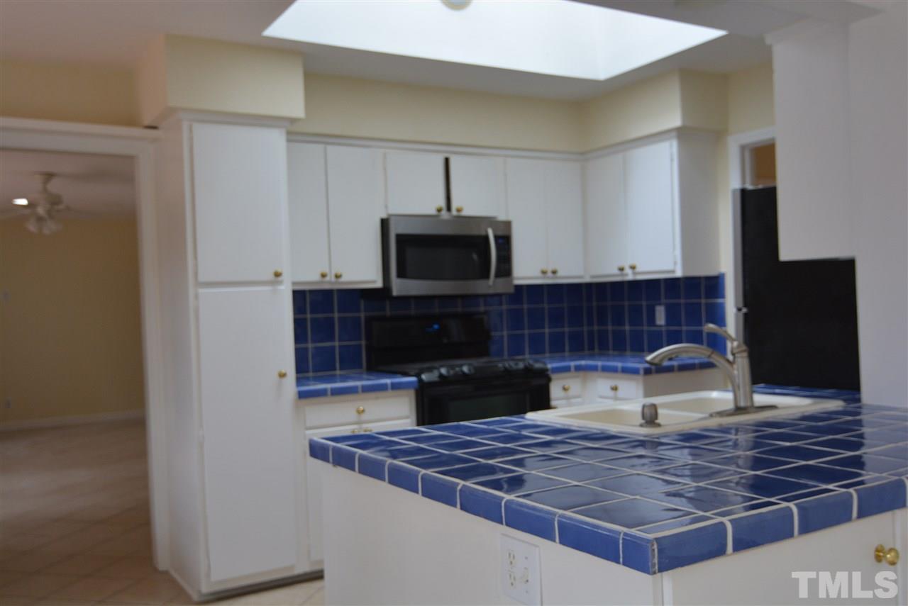 1541 Fountain Ridge Road Chapel Hill, NC 27517 - Photo 8 of 30