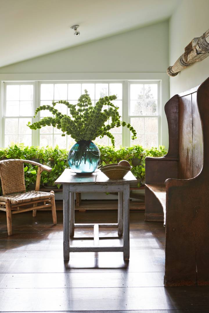 56 Sagaponack Road Bridgehampton, NY 11932 - Photo 7 of 15 a view of living room with furniture and a potted plant