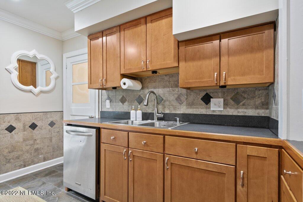1499 Birmingham Road South Jacksonville, FL 32207 - Photo 29 of 51 1499 Birmingham Rd S (28).jpg-SMALL