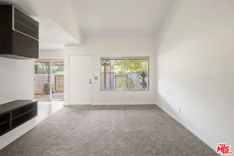 $639,000 | 24817 Sand Wedge Lane, Valencia, CA 91355