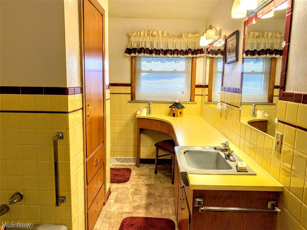 90560 Conotton Road Bowerston, OH 44695 - Photo 20 of 30 Gallery Image 20
