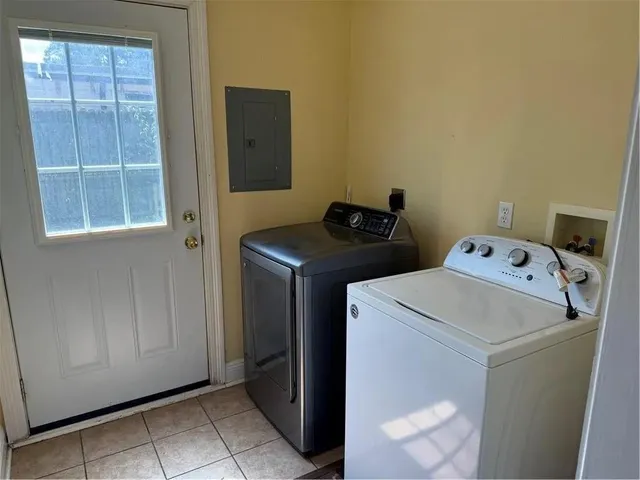 $1,450 | 638 Terrace Street, Unit B, Jefferson, LA 70121