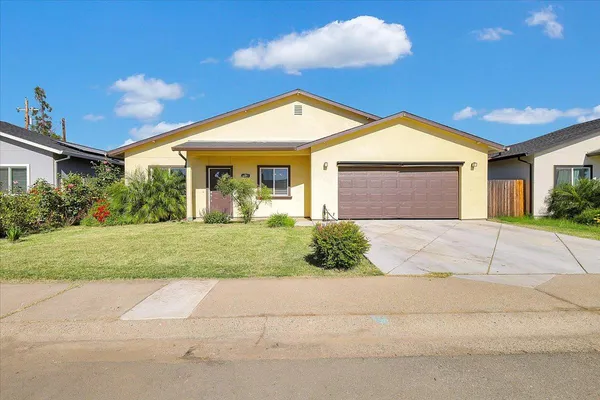 $395,000 | 4581 Meadow Way, Olivehurst, CA 95961