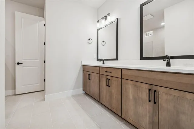 $499,990 | 2825 Marrakesh Lane, Sarasota, FL 34234