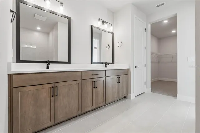 $499,990 | 2825 Marrakesh Lane, Sarasota, FL 34234