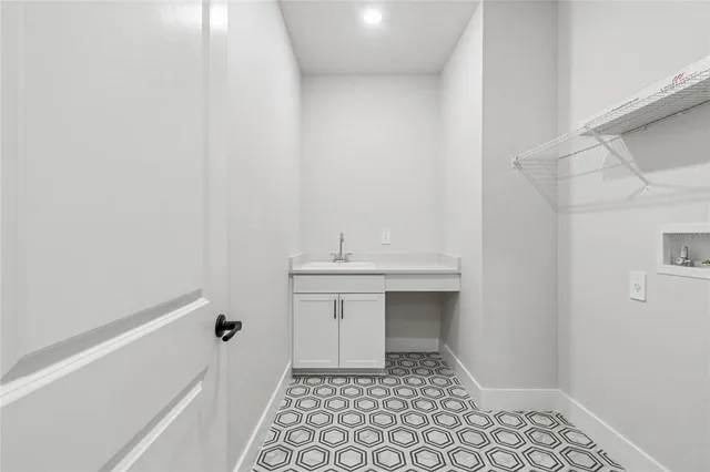 $499,990 | 2825 Marrakesh Lane, Sarasota, FL 34234