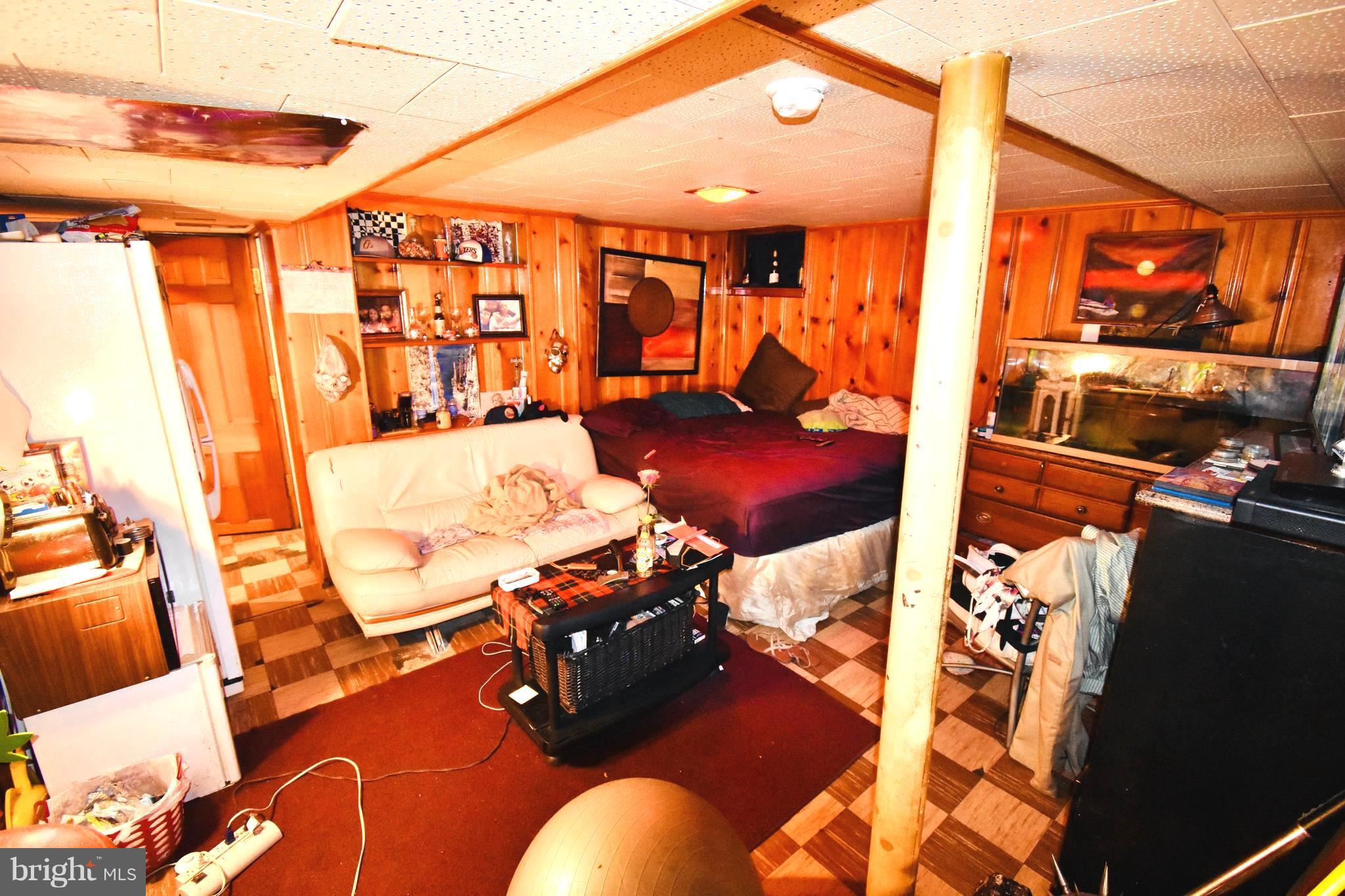 8607 Chestnut Oak Road Parkville, MD 21234 - Photo 11 of 11 Basement apt living space