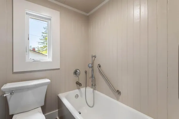 $1,998,000 | 2212 Magnolia Avenue, Petaluma, CA 94952