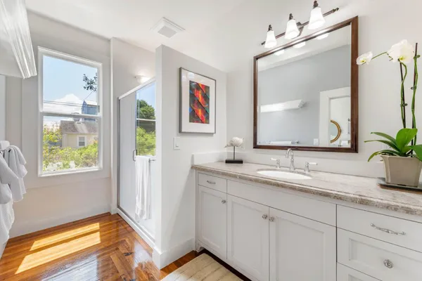 $1,998,000 | 2212 Magnolia Avenue, Petaluma, CA 94952
