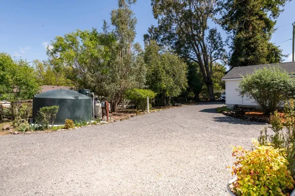 $1,998,000 | 2212 Magnolia Avenue, Petaluma, CA 94952