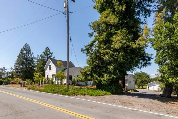 $1,998,000 | 2212 Magnolia Avenue, Petaluma, CA 94952