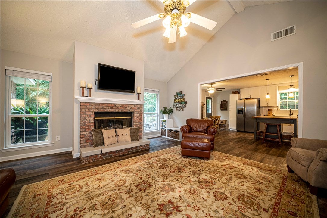 422 Pear Tree Road Auburn, AL 36830 - Photo 4 of 41 Gallery Image 4