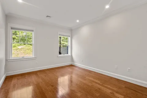 $875,000 | 2 Abbey Road, Unit 2, Sherborn, MA 01770