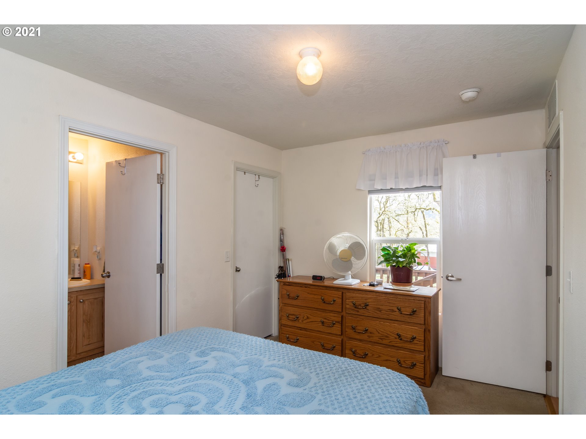 353 Manning Road Oakland, OR 97462 - Photo 11 of 30 Gallery Image 11