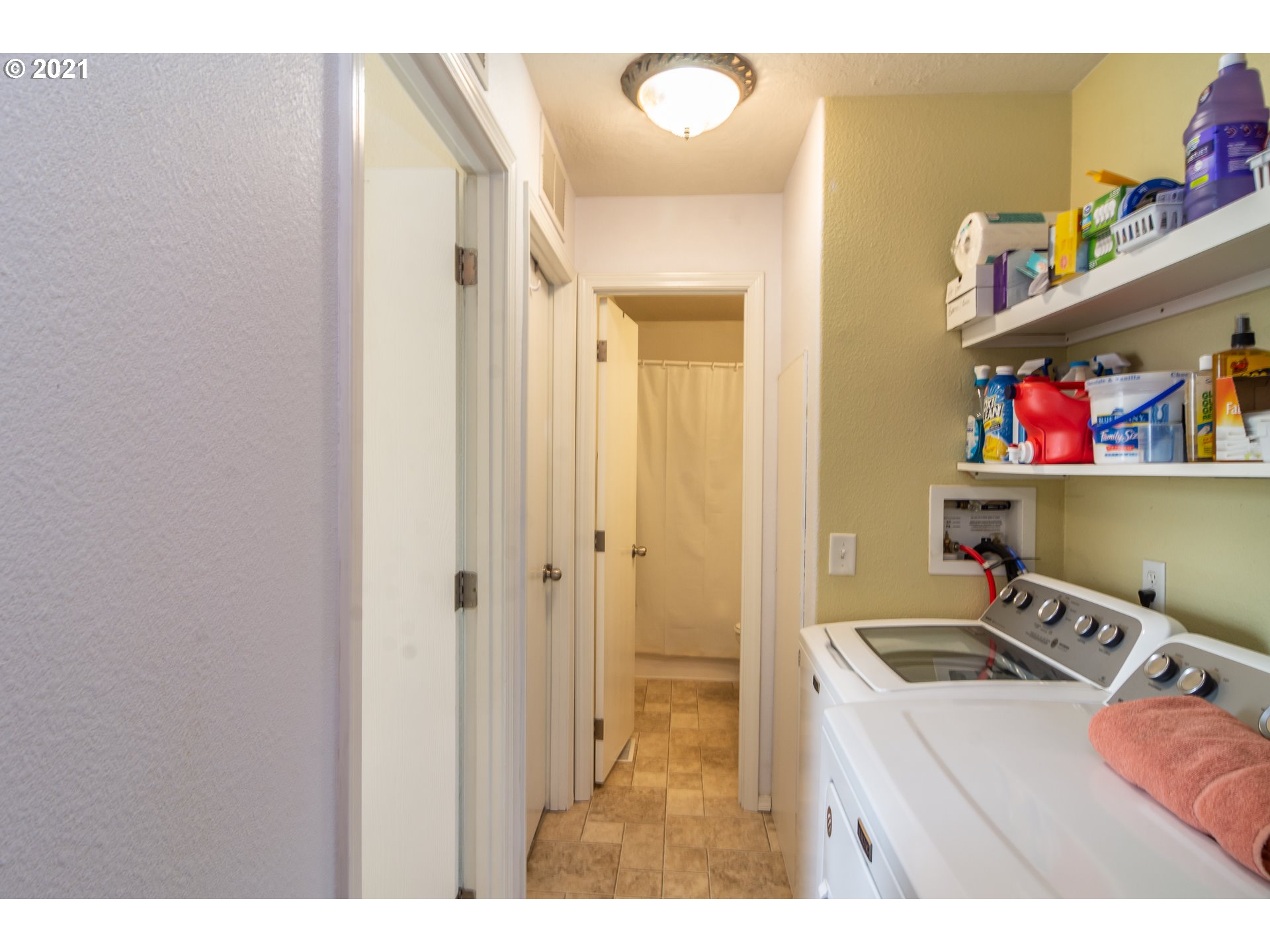 353 Manning Road Oakland, OR 97462 - Photo 13 of 30 Gallery Image 13