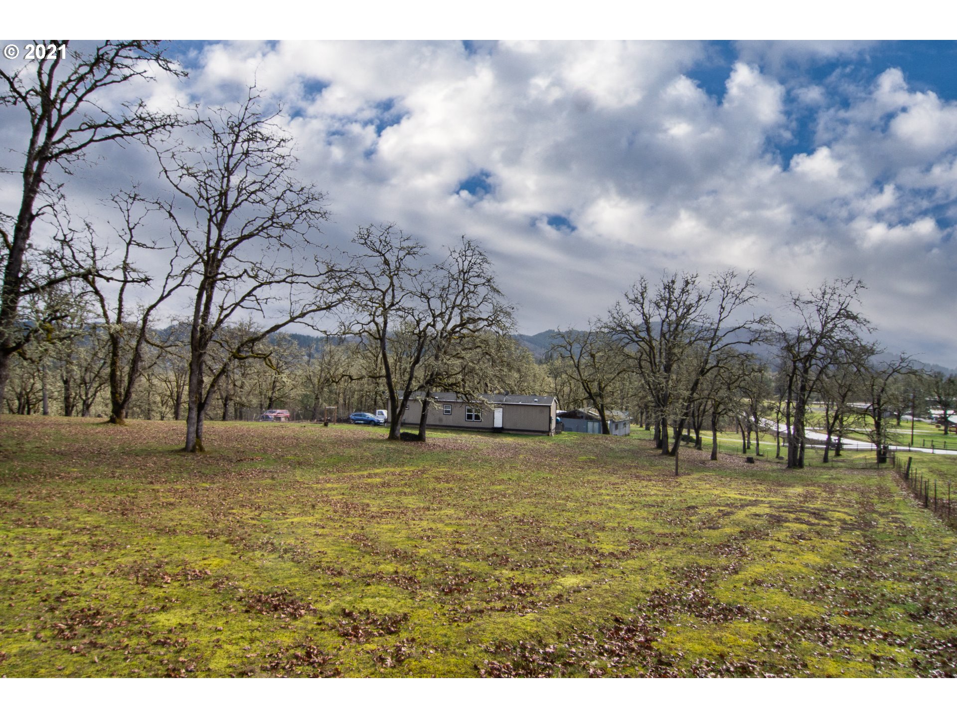 353 Manning Road Oakland, OR 97462 - Photo 20 of 30 Gallery Image 20