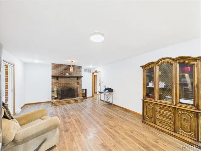 $254,900 | 515 West James Boulevard, St. James, MO 65559