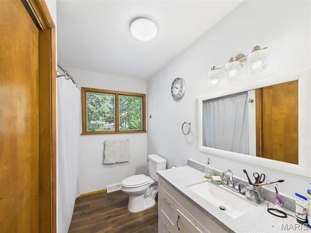 $254,900 | 515 West James Boulevard, St. James, MO 65559