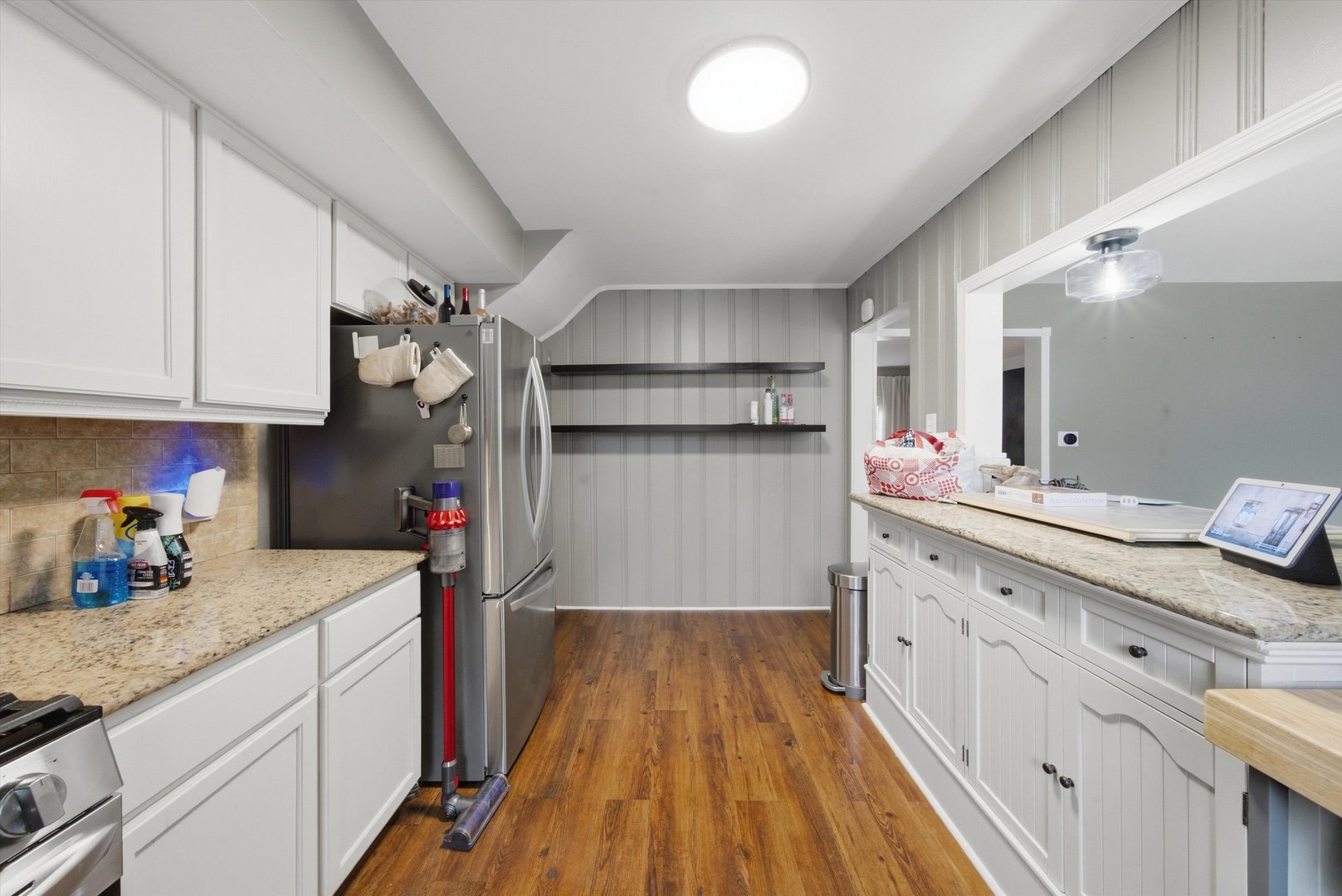 390 Bartram Road Riverside, IL 60546 - Photo 20 of 65 Gallery Image 20
