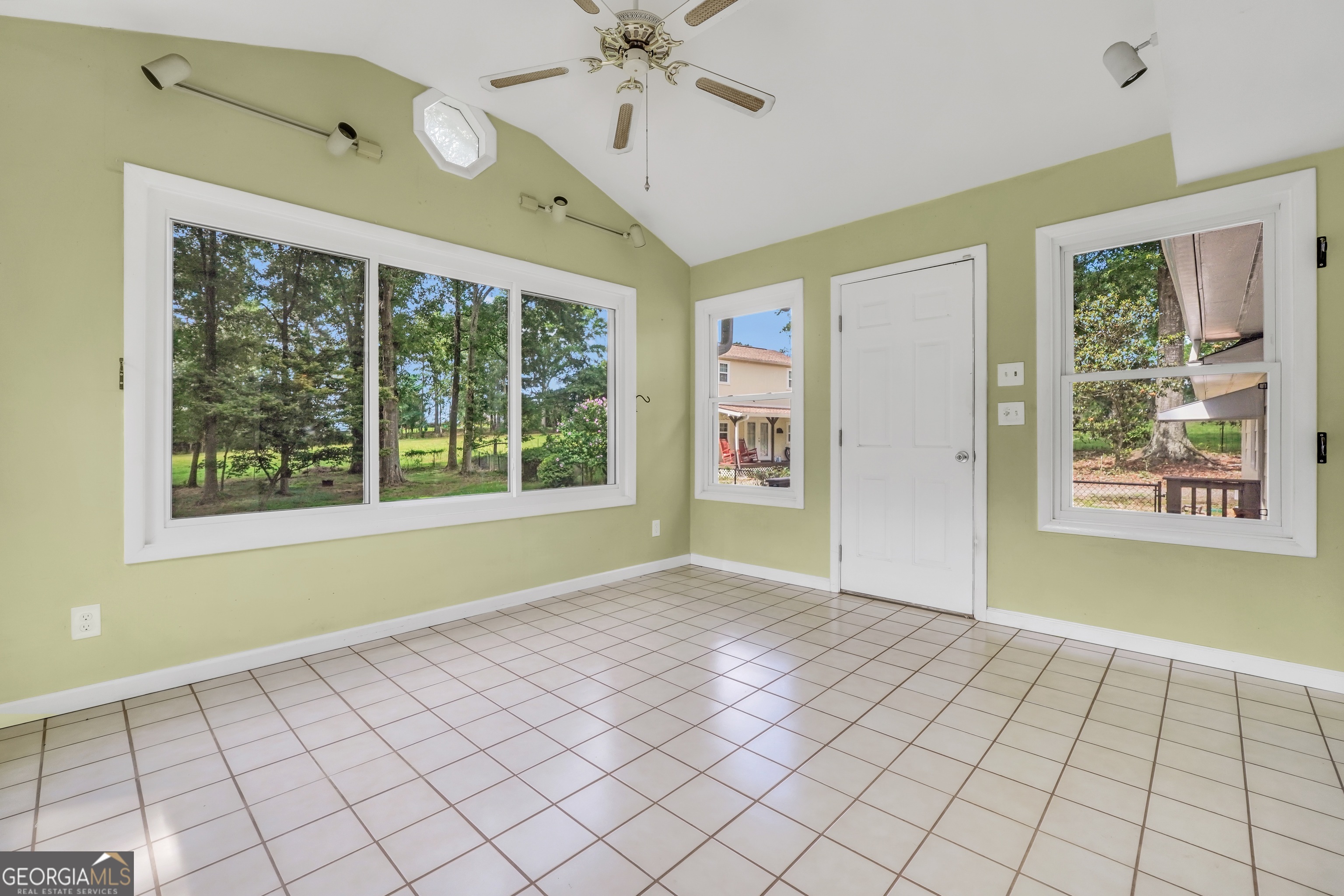 122 East Knight Road McDonough, GA 30252 - Photo 38 of 65