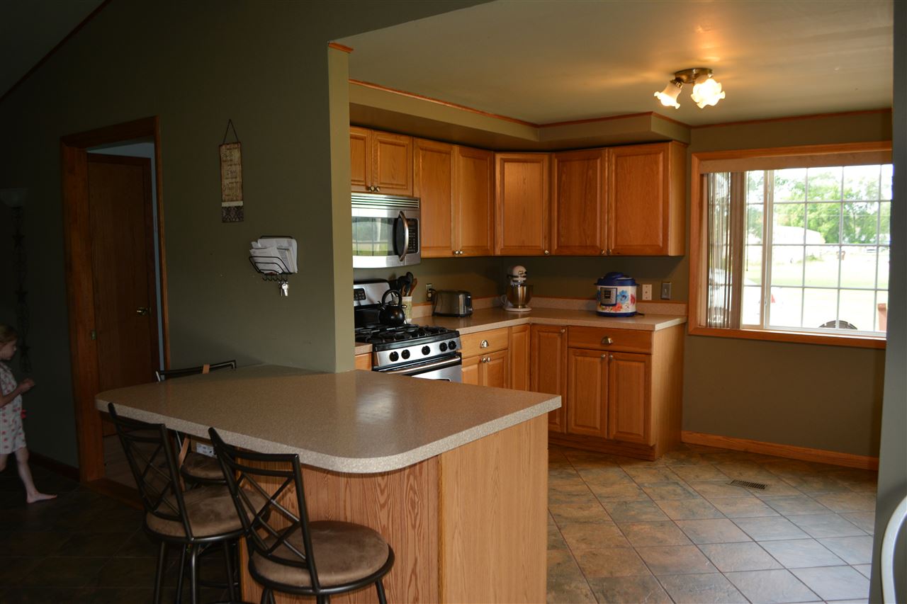 702 South Loomis Road Mount Pleasant, MI 48858 - Photo 6 of 38 1874226-5.JPG