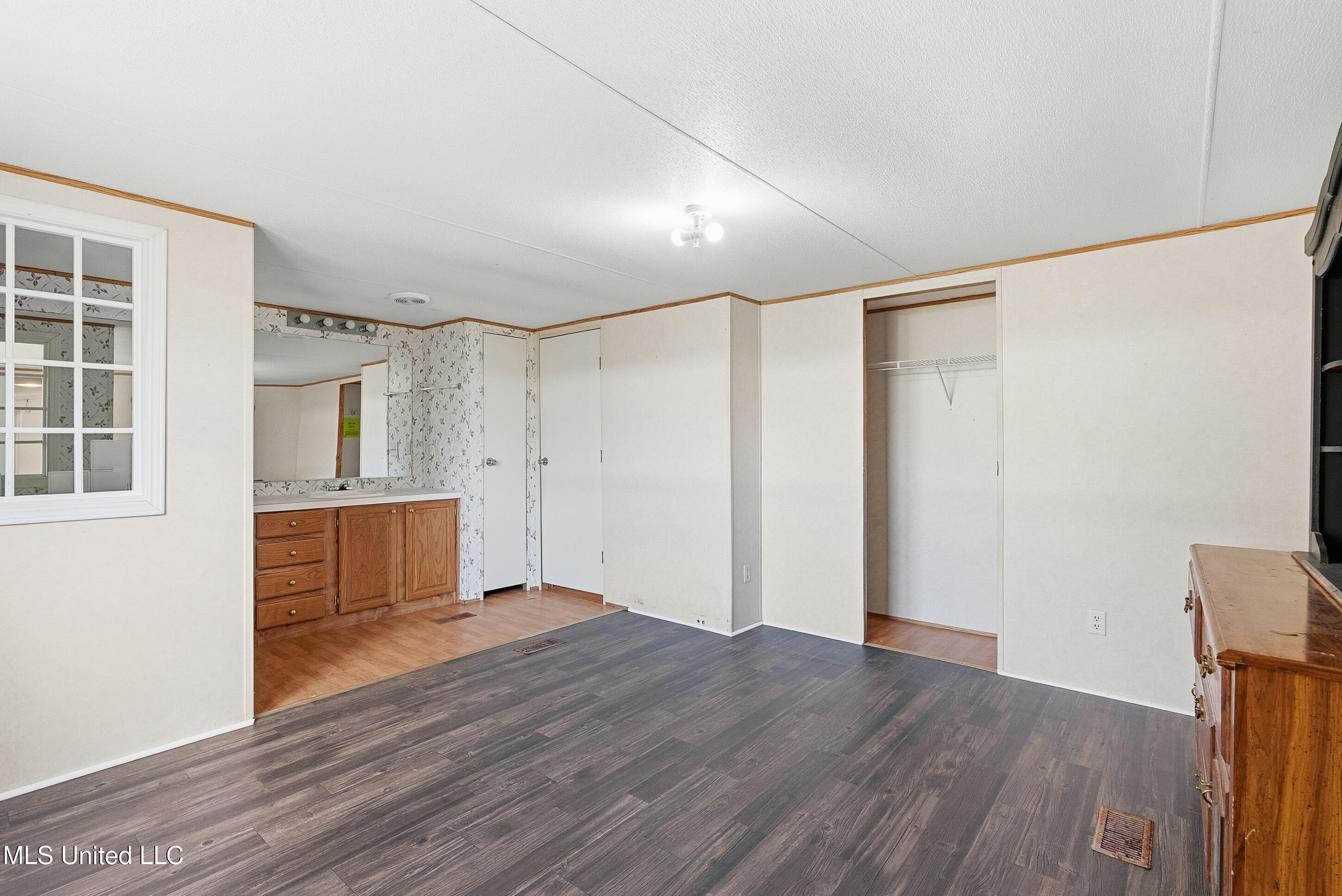 1201 N Road Tunica, MS 38676 - Photo 14 of 28 10_1201_n_rd_tunica_ms_38676_006