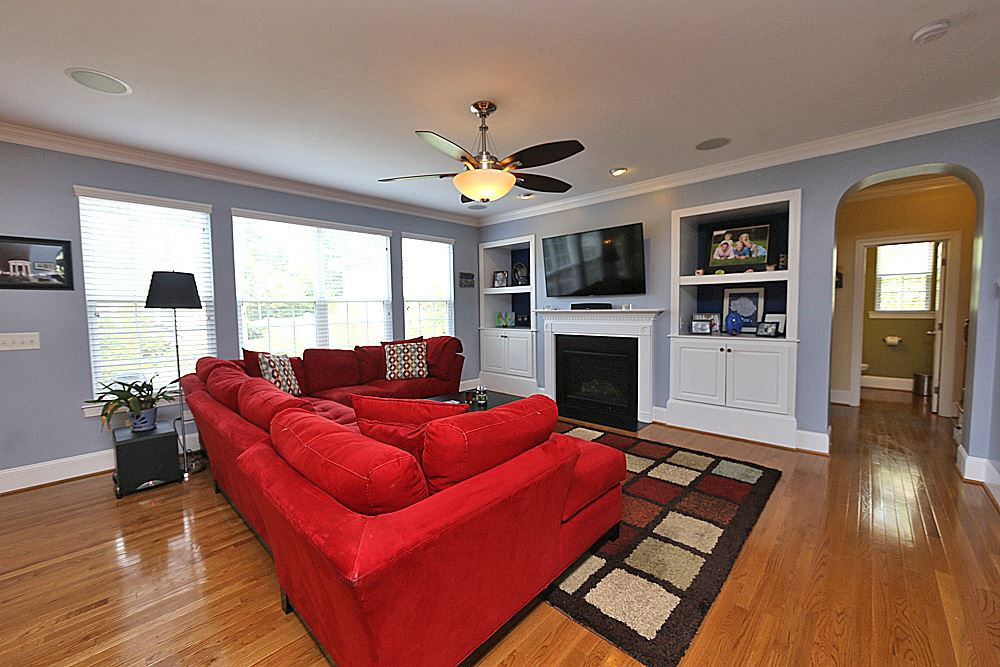 5811 Claribel Court Raleigh, NC 27612 - Photo 4 of 24 Den/Family/Great Room