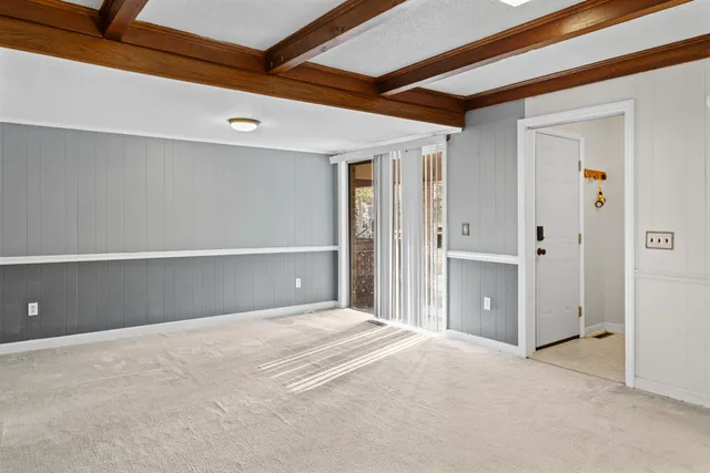 $239,500 | 204 Brook Drive, St. Matthews, SC 29135