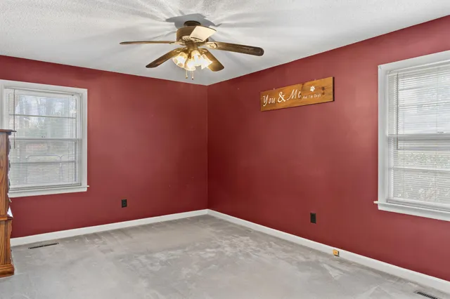 $239,500 | 204 Brook Drive, St. Matthews, SC 29135