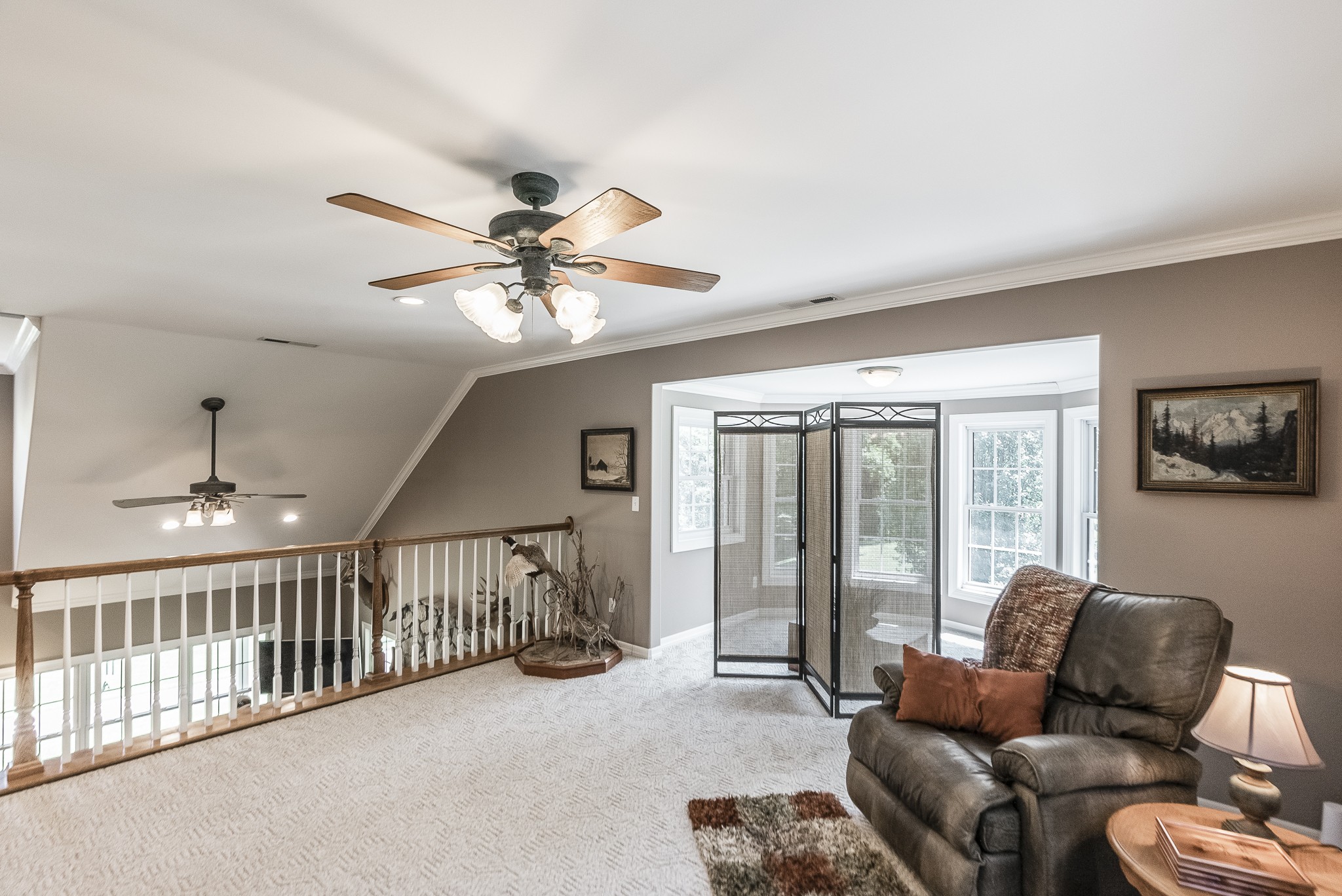 443 Mt Vernon Road Bethpage, TN 37022 - Photo 21 of 40 a living room with furniture