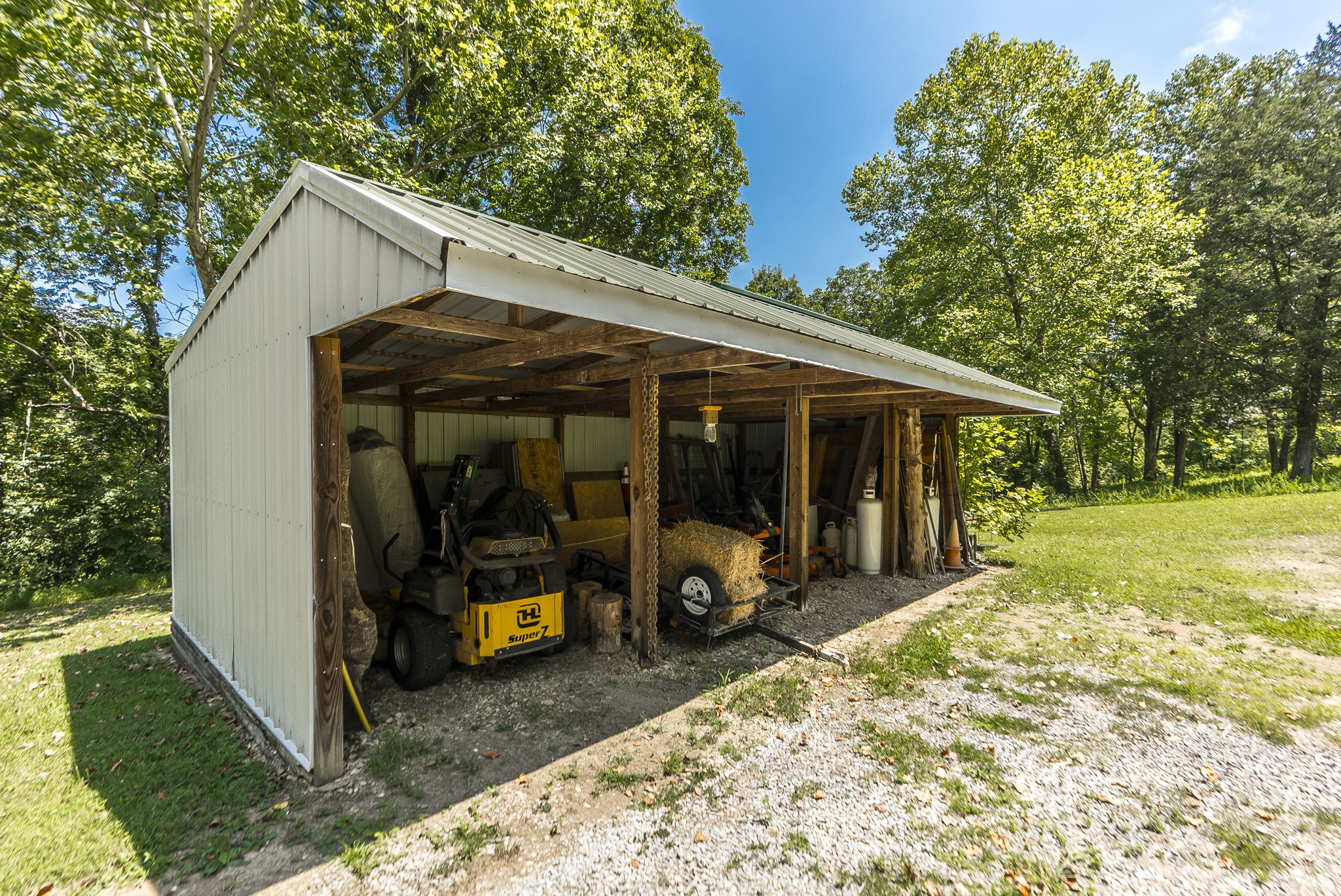 443 Mt Vernon Road Bethpage, TN 37022 - Photo 29 of 40 a view of a house with a yard balcony