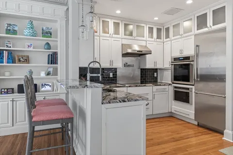 $2,750,000 | 193 Beacon Street, Unit PH, Boston, MA 02116