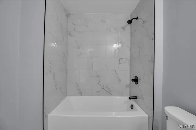 $949,900 | 49 William Street, Tonawanda, NY 14150