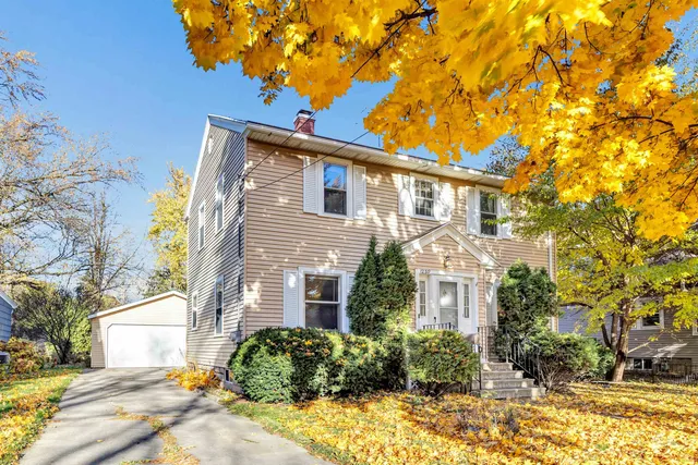 $268,000 | 1259 Eliza Street, Green Bay, WI 54301