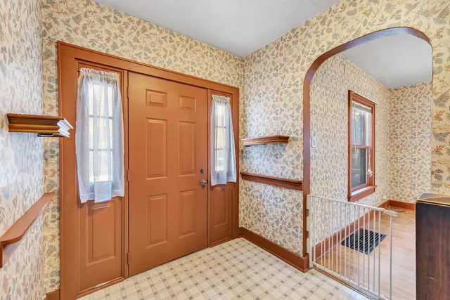 $268,000 | 1259 Eliza Street, Green Bay, WI 54301