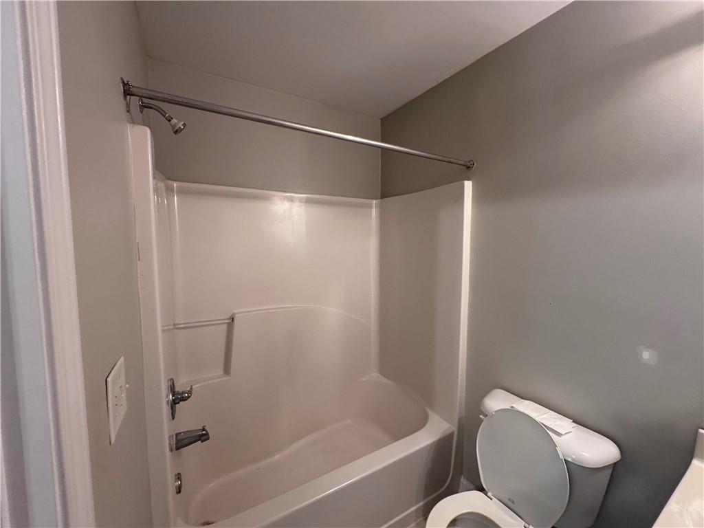 490 South Barnett Shoals Road, Unit 920 Athens, GA 30605 - Photo 17 of 19