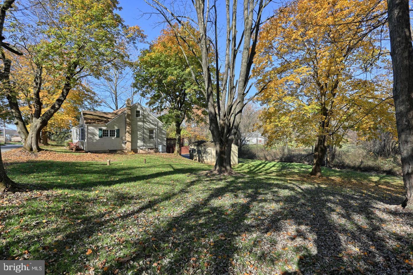 3319 Roundtop Road Hershey, PA 17033 - Photo 4 of 43 Gallery Image 4