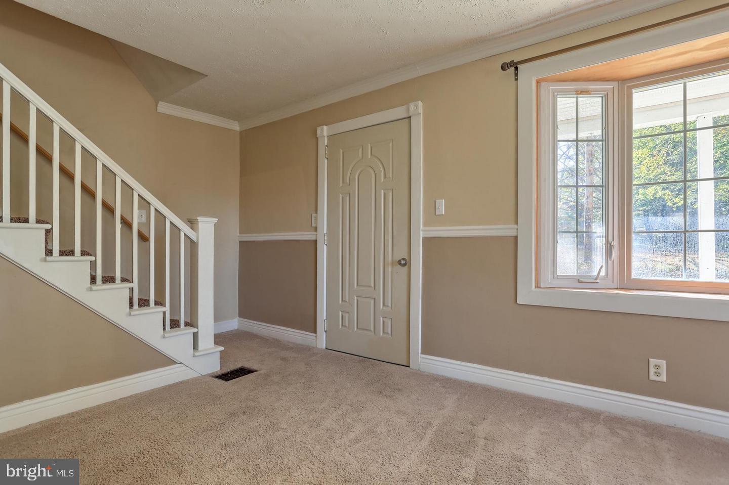 3319 Roundtop Road Hershey, PA 17033 - Photo 10 of 43 Gallery Image 10