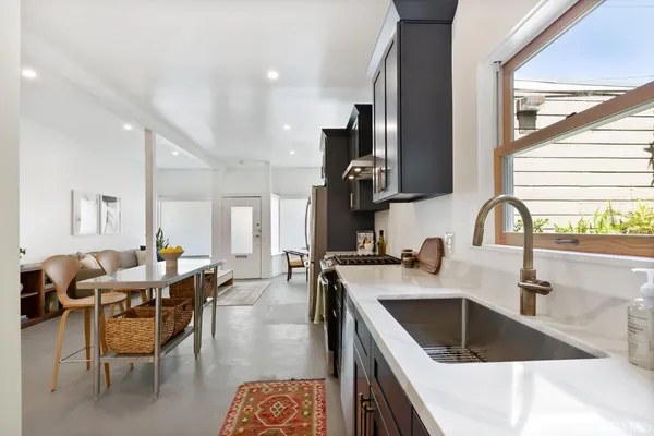 $599,000 | 4300-4304 West Street, Oakland, CA 94608