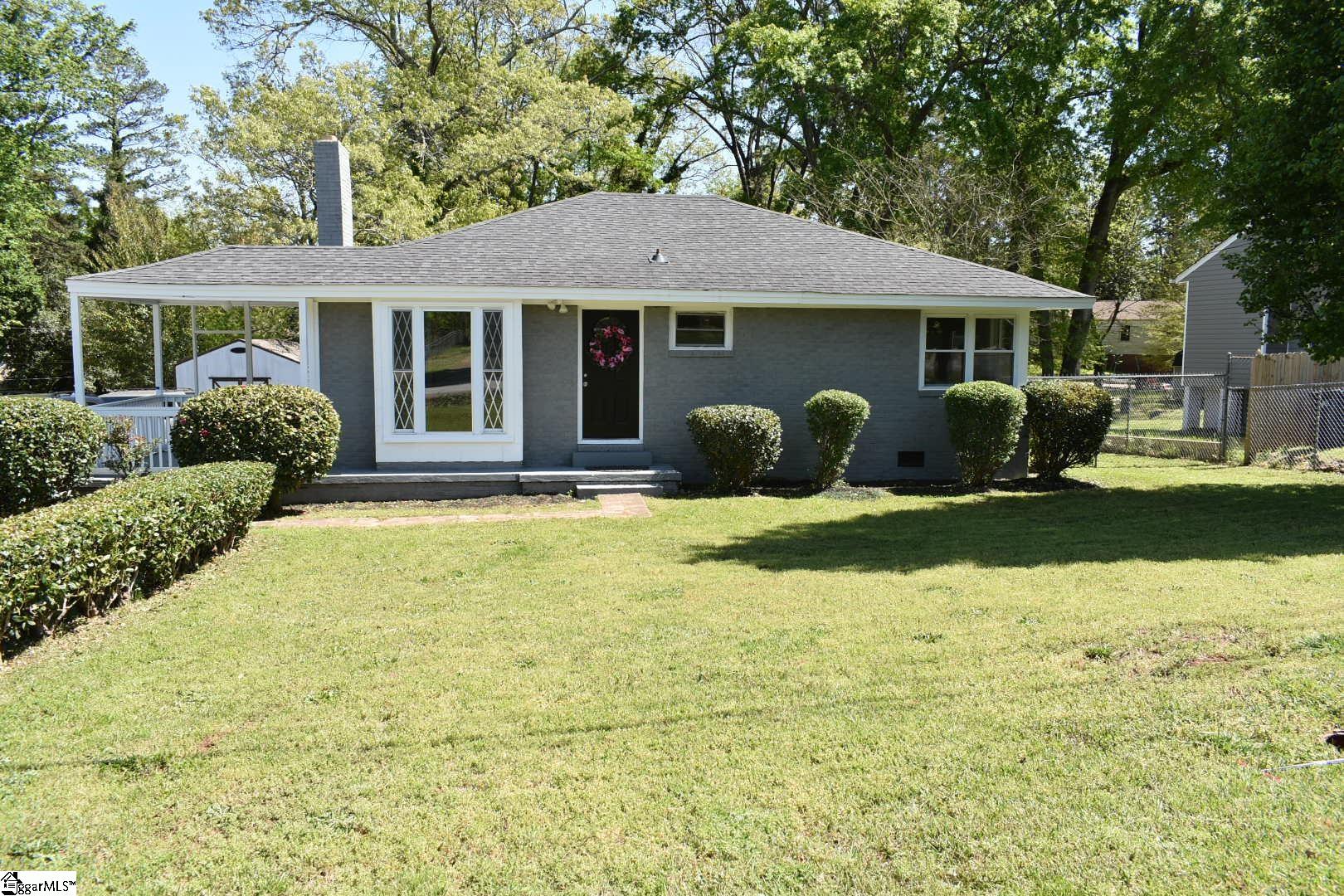 309 Crestfield Road Greenville, SC 29605 - Photo 1 of 23 Gallery Image 1